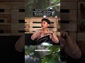 Gue lihat suster biarawati tua… tapi ekspresinya datar, pucat, dan nggak wajar.