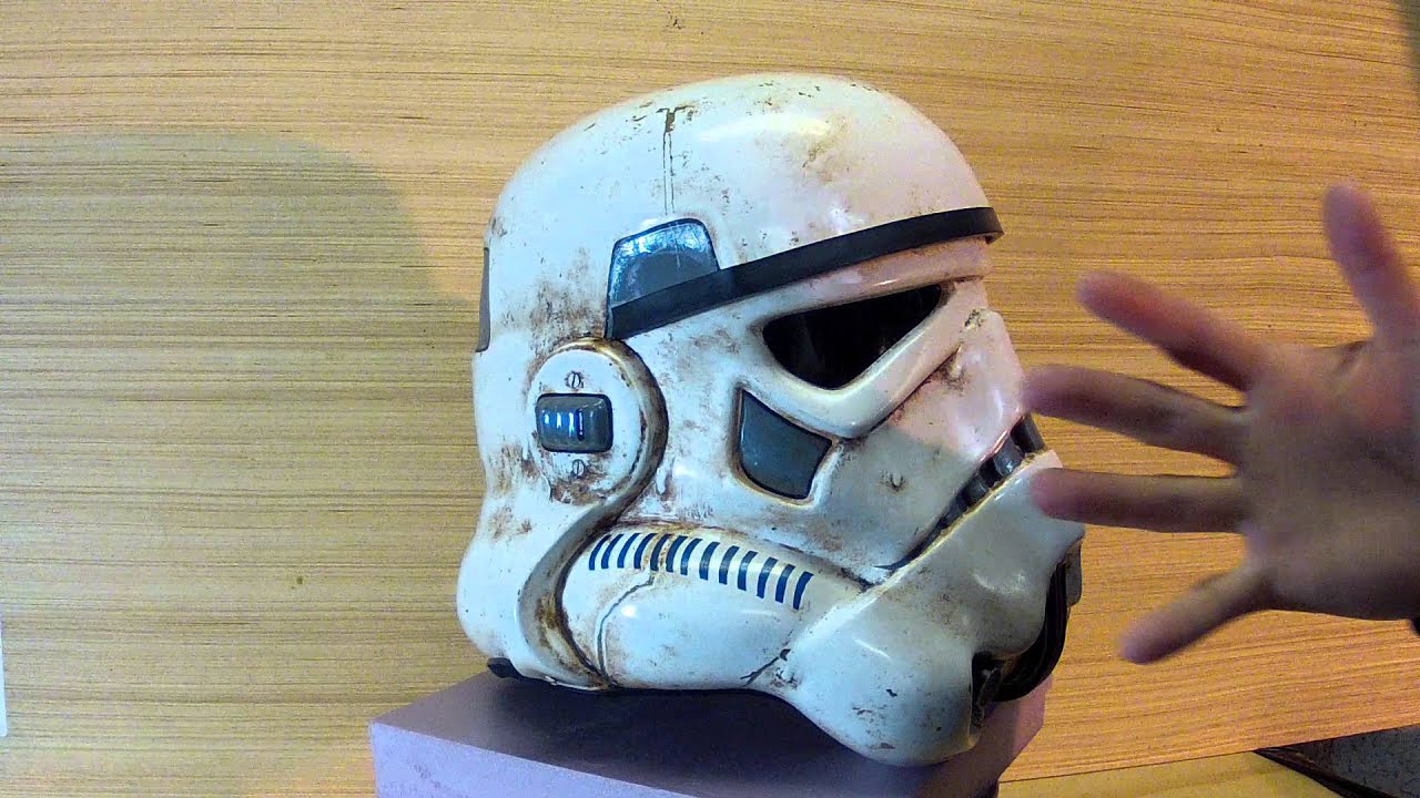 Amedrentador herramienta detrás Classic Trilogy Sandtrooper Helmet - YouTube