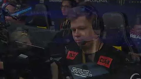 Dupreeh vs Karrigan in Silence of the Memes