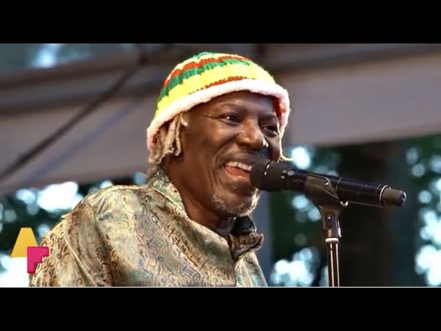 Alpha Blondy- Sebe Allah Yé - LIVE at Afrikafestival Hertme 2018 class=