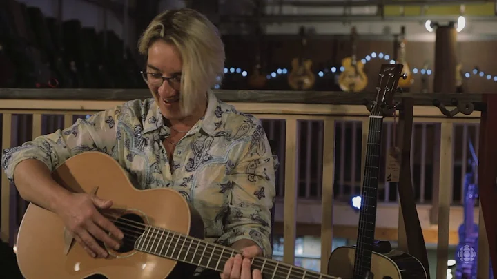 Inside the Craft | Jenn Ladd fits Sheryl for a gui...