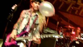 Steel Panther - New Year Countdown / Jump