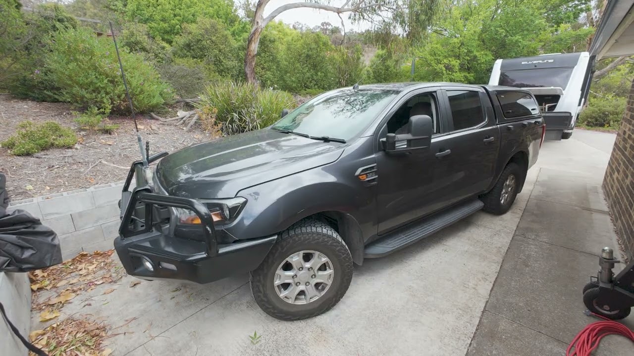 Parking our Jayco Silverline. Trailer Valet XL.