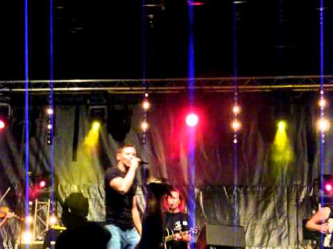 Manau - Mais qui est la belette (live Fleury d'Aude)