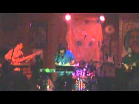 You Dont Have To Believe Me - Live at the Town Tavern.mpg