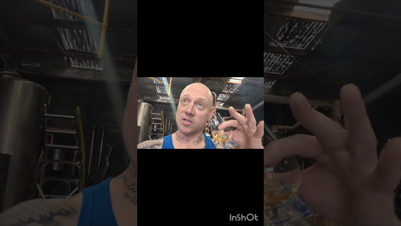 Little tasting of our 80/20 Barley Rye Whiksy from the barrel; while mashing in 100% Rye. 