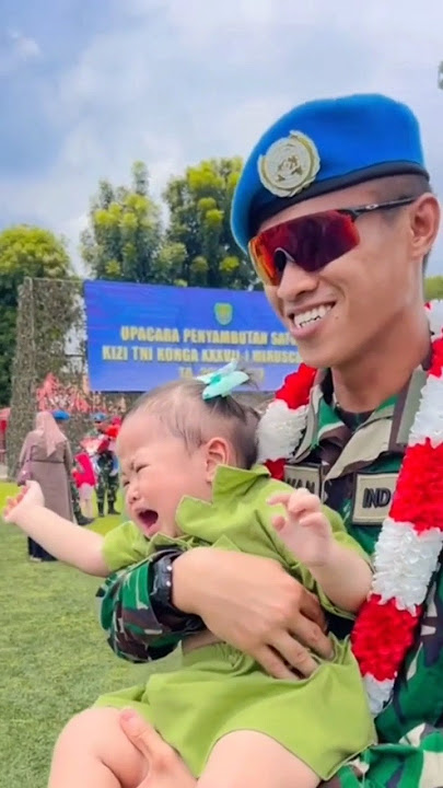 ayah gemes dengan anak gadisnya yg lama gak berjumpa