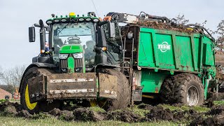 2021 | John Deere 6230R - Stuck in the mud | Spreading Manure | K. Mulder