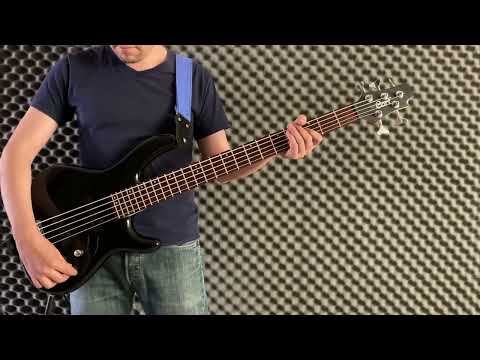 Cort Action Bass