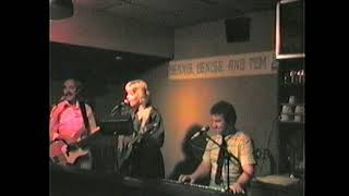 I Fall to Pieces - DDT at the Campus Lounge 9.26.1986