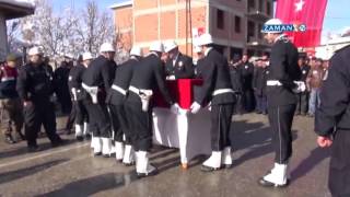 Şehit Polis, Türk Bayrağı Altından Geçirilerek Son Yolculuğuna Uğurlandı