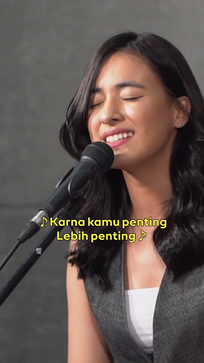 MAWAR DE JONGH - LEBIH DARI EGOKU