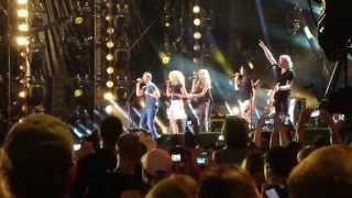 Little Big Town - Pontoon (Live CMA Fest 2013)