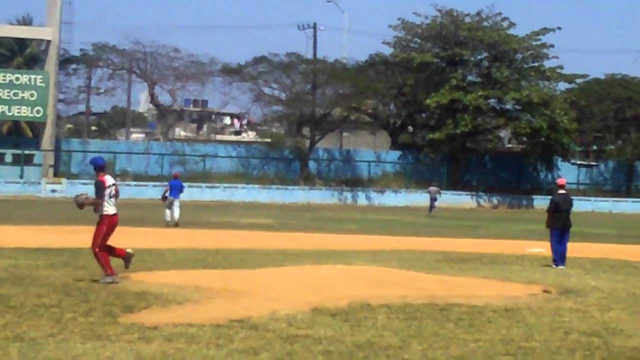 Greg Rothman Baseball Industrialas minor team Greg Rothman hits a triple.MOV - YouTube