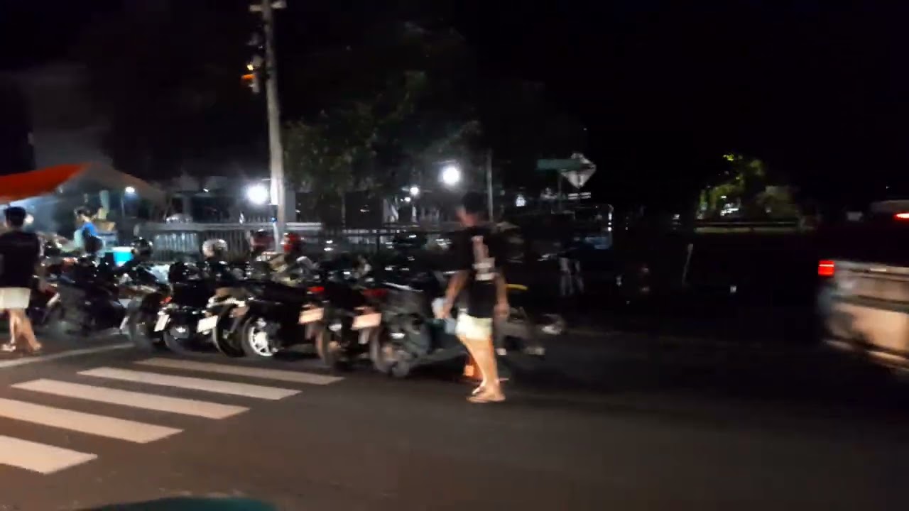 Riding in Jogja, Indonesia  @TariLuhur