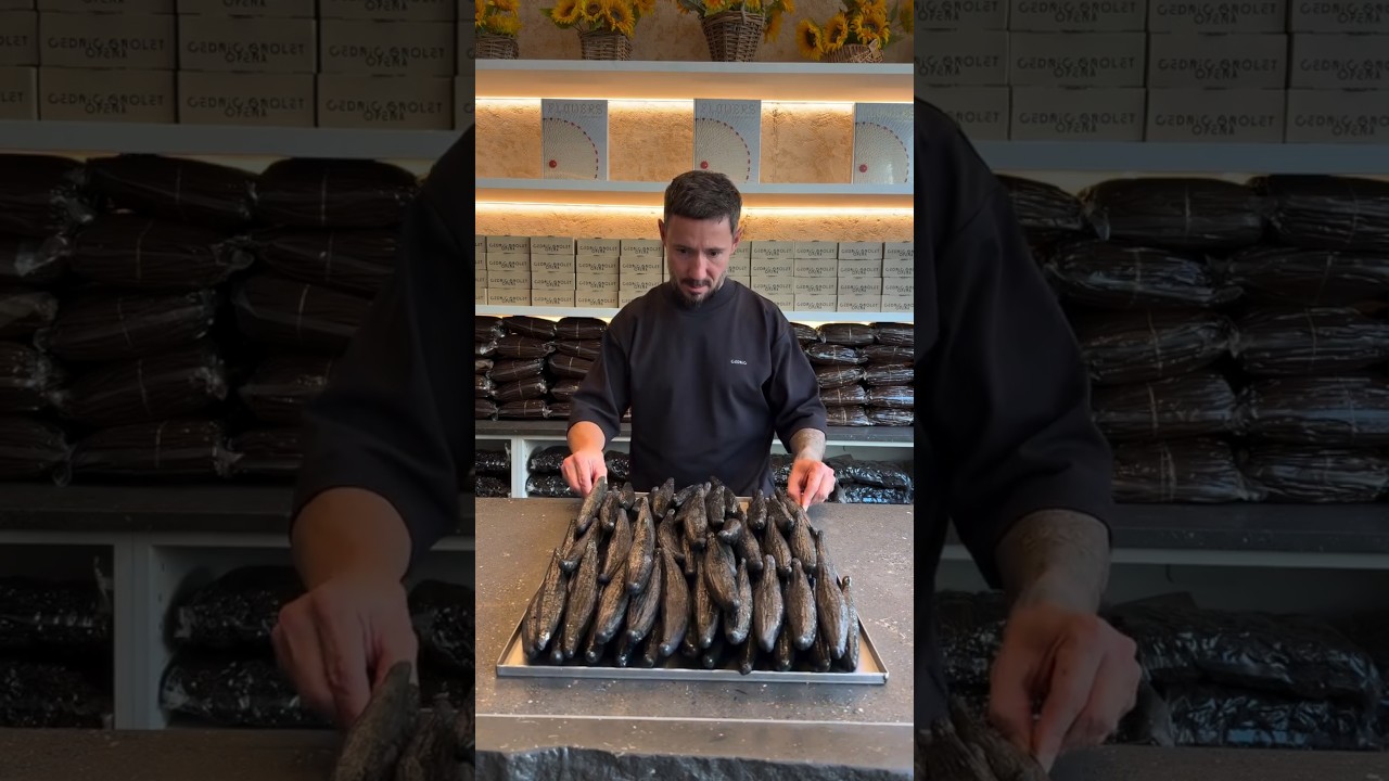 CEDRIC GROLET'S VANILLA WONDERS 😋 #cedricgrolet #vanilla #dessert #viral #shorts