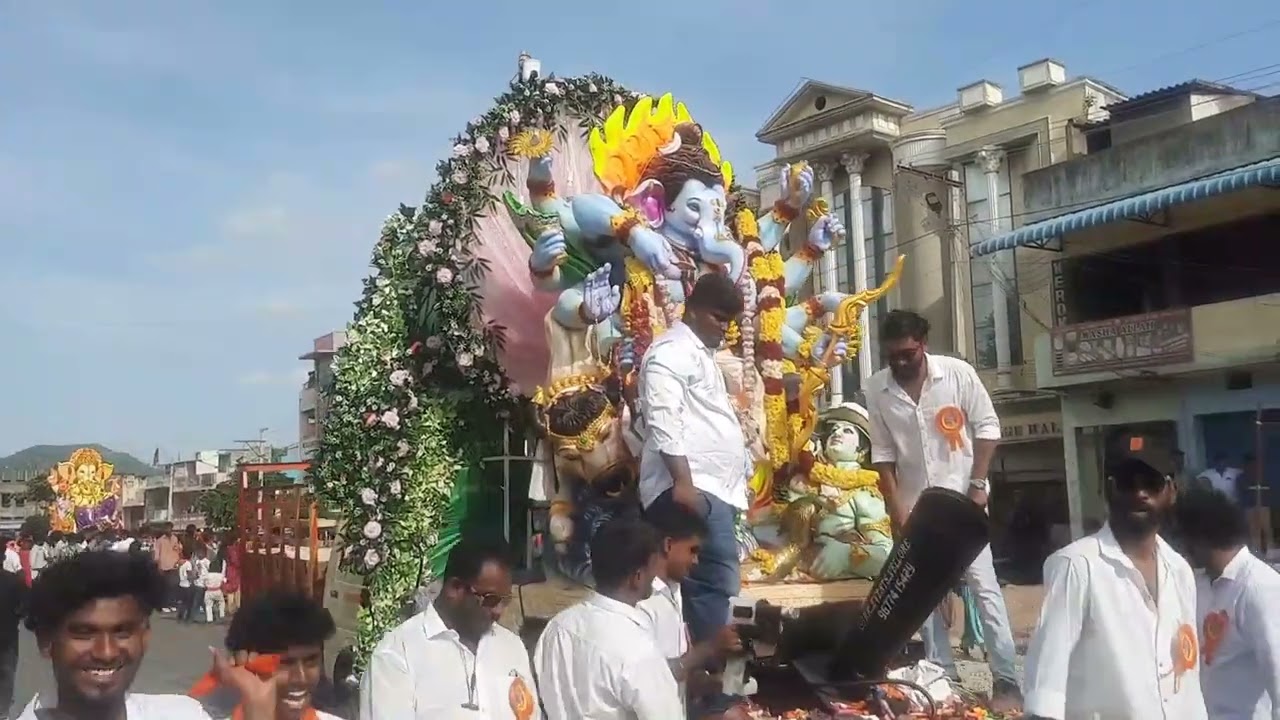 Vinayagar Chaturthi Statue vellore விநாயகர் சிலை ஊர்வலம்