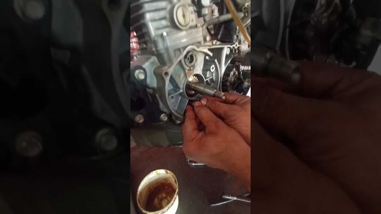 Honda cg 125 bike solve  oil seal leakage problem 
