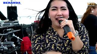 Download Lagu DINGIN - RIRIN MONICA \u0026 ERNA MONICA - BERANDA MUSIK MP3