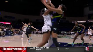 😳 Angel Reese BULLIED By HUGE Dallas Wings Post Players In 1st Half Of Chicago Sky vs Dallas Wings