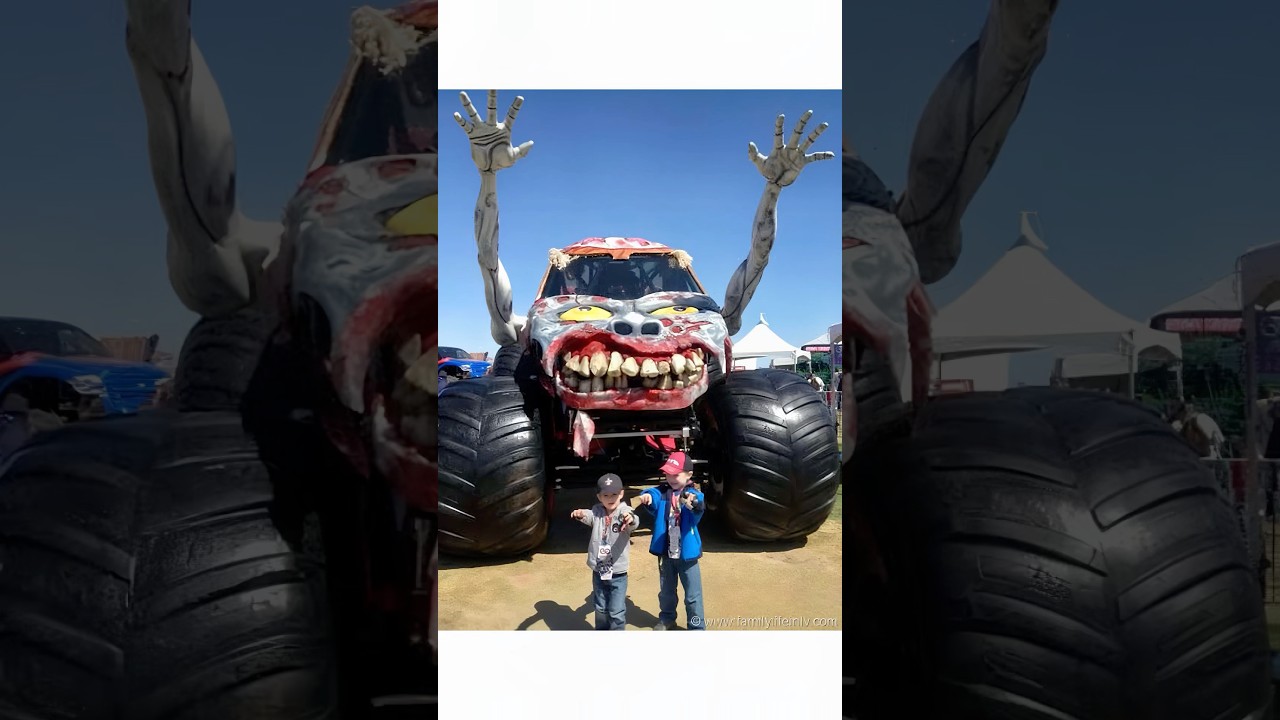 why Zombie has 2 GIANT HANDS