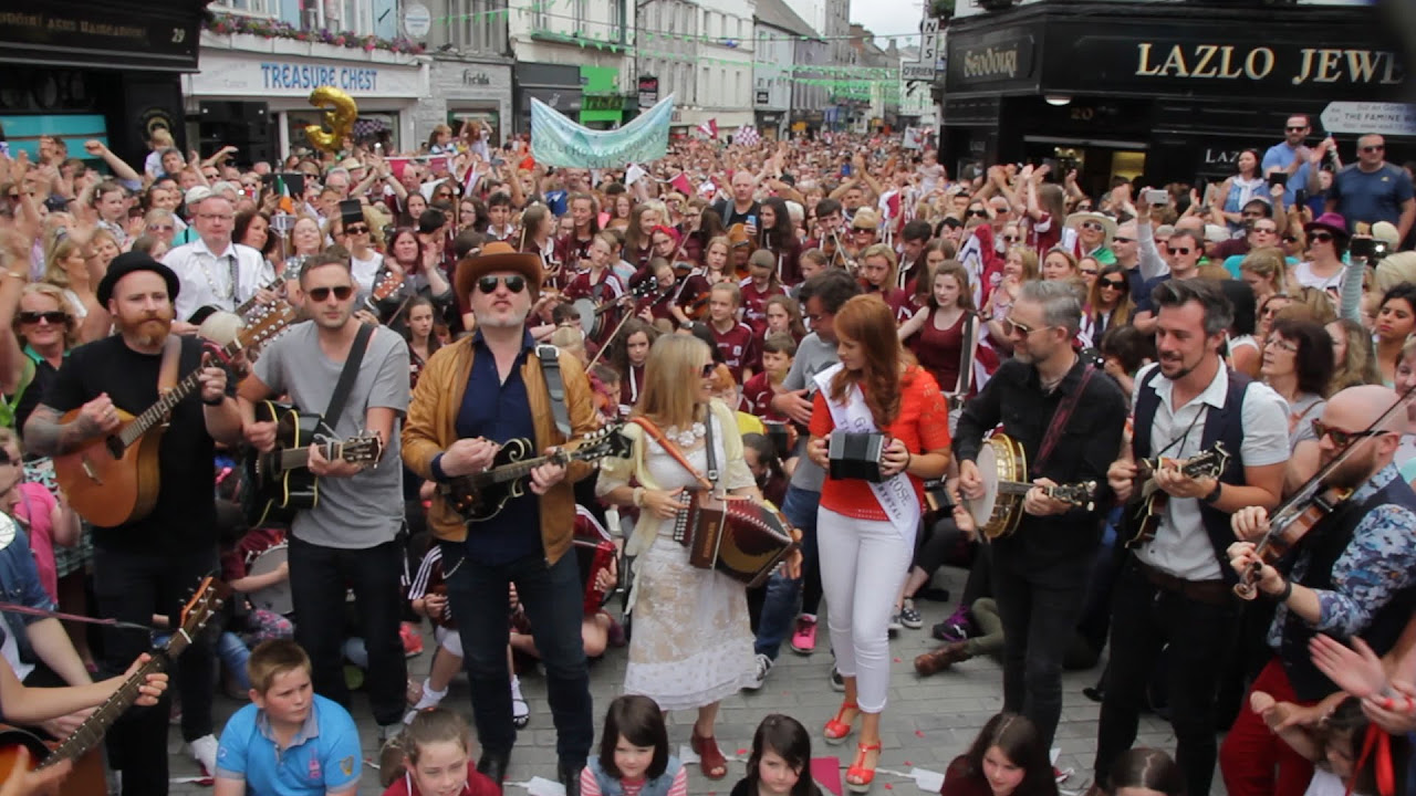 Galway Girl   Sharon Shannon Mundy  Galway City