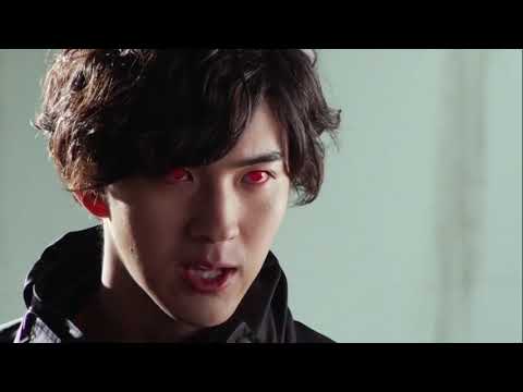 Kamen Rider Ex-Aid (2016-2017): Parado possesses Emu