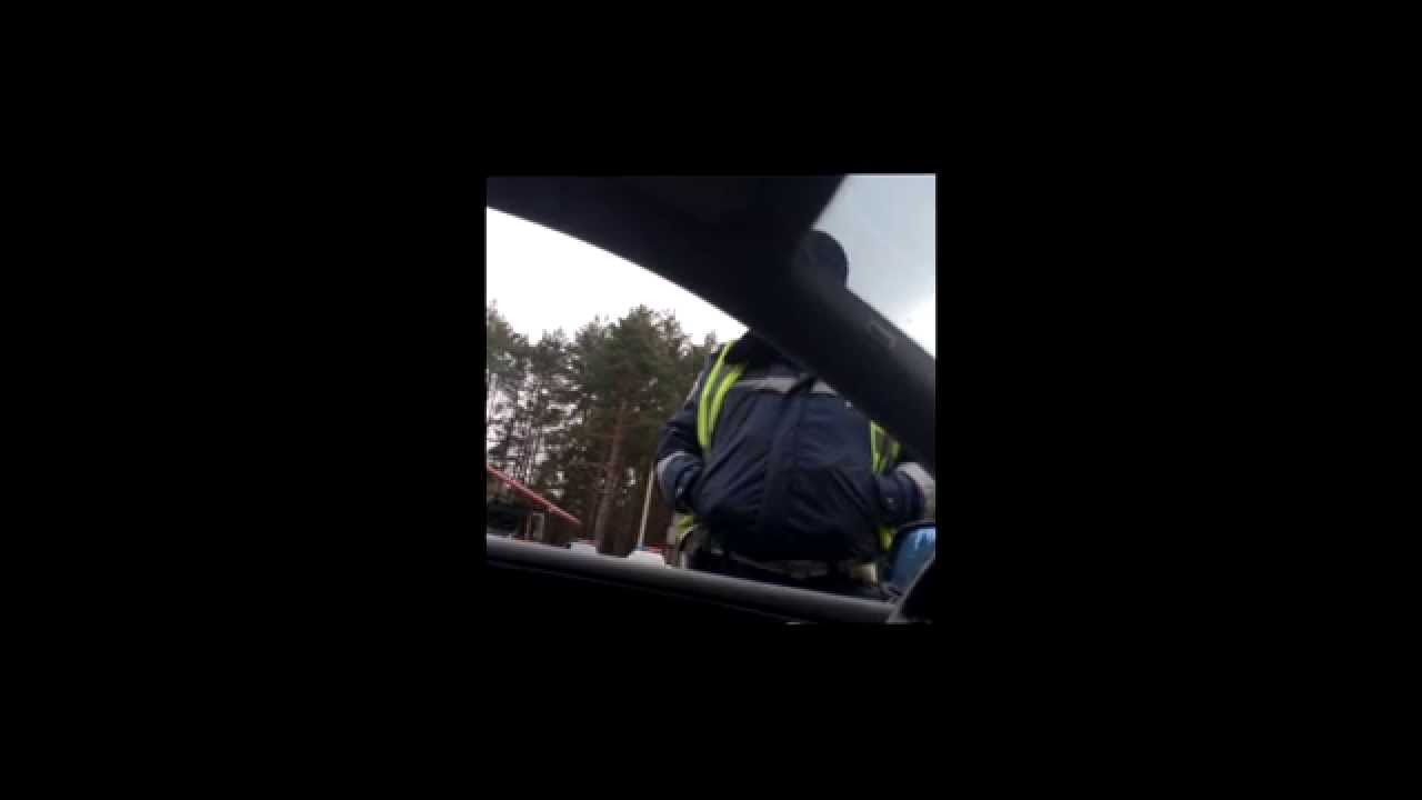 Как открывать капот