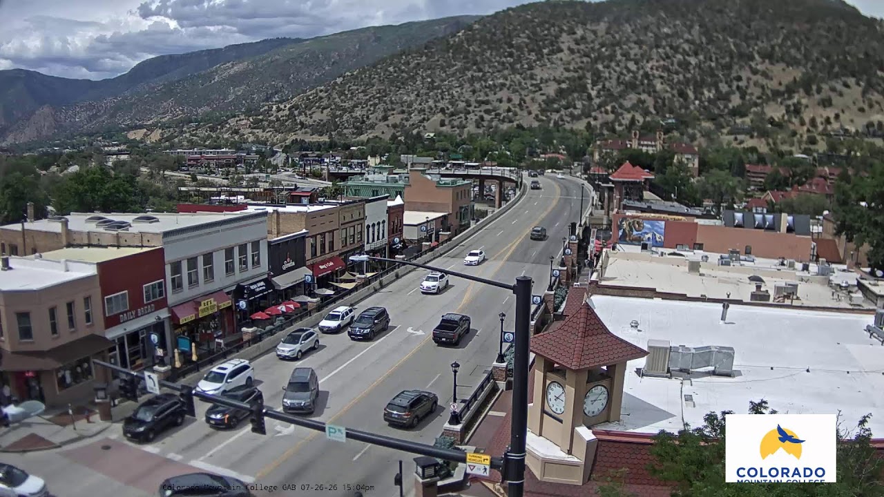 Grand Avenue Bridge in Glenwood Springs Live Camera
