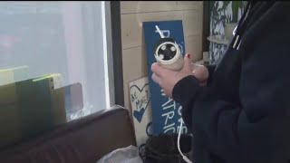 Police on the hunt after Williamsburg burglary spree