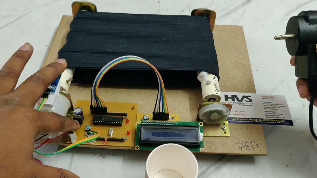 Automatic object counting on conveyor belt