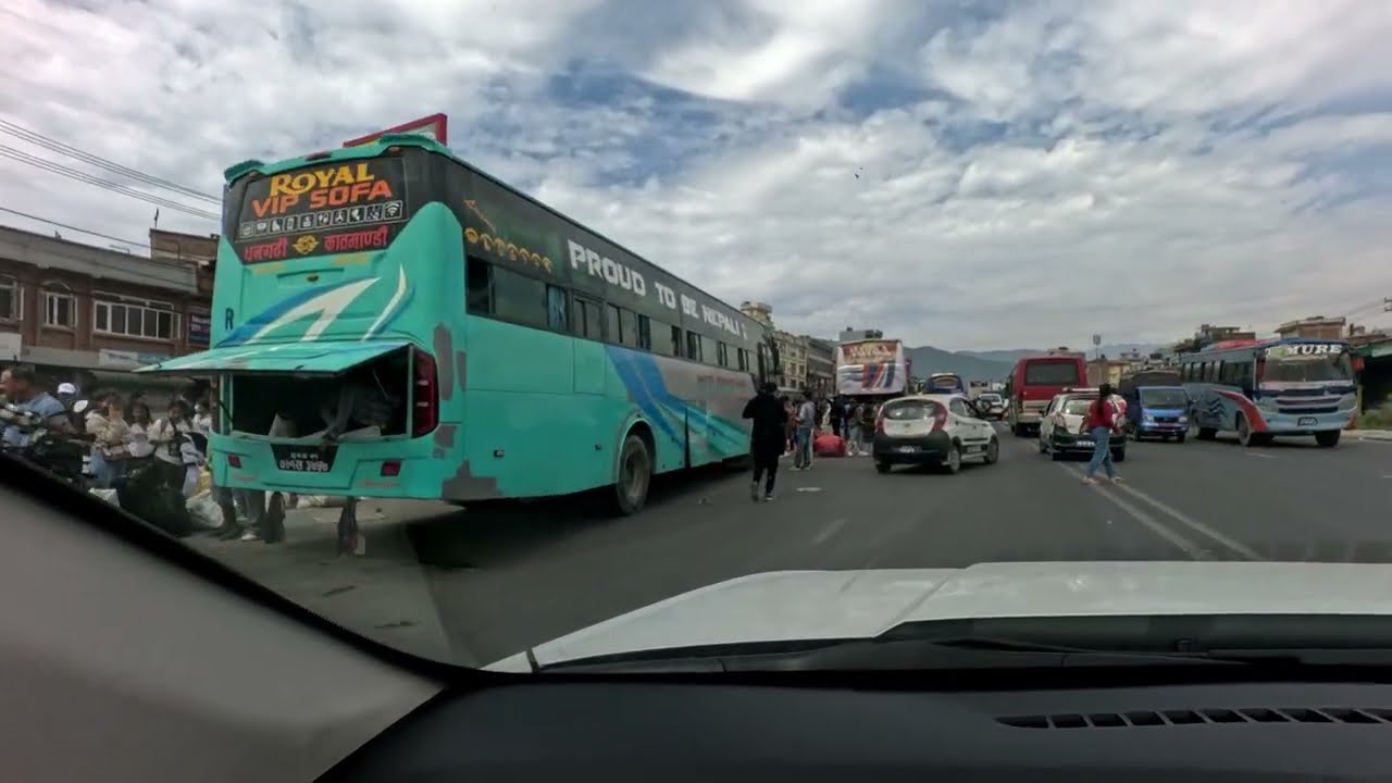 Káthmandú road traffic, Nepal (Kathmandu ring road) - chaos or system?