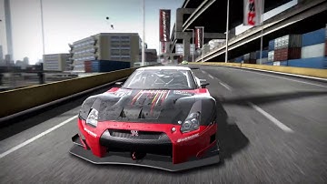 Need for Speed SHIFT GTR at Tokyo Docks