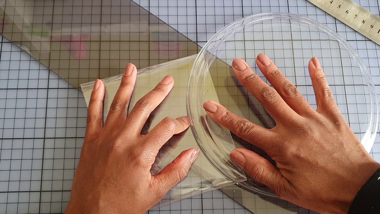 Faça sua embalagem pra laços, fácil e custo zero.