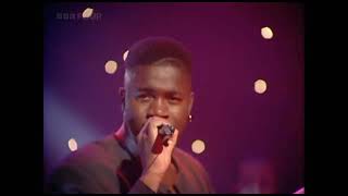 China Black - Stars  (Studio, TOTP)