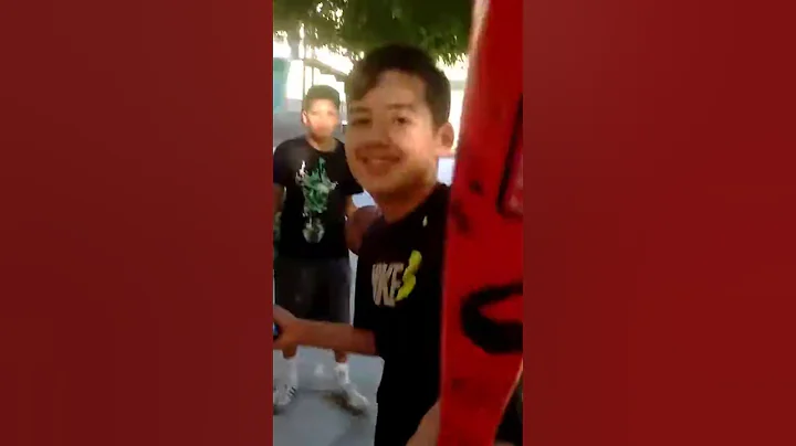 Come help this kid he's mental