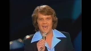 1975  Sweden: Lasse Berghagen and the Dolls - Jennie Jennie (10th place at Eurovision Song Contest)