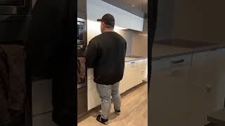 I don’t see his issue 😅 #fypシ゚ #viralshorts #comedyvideo