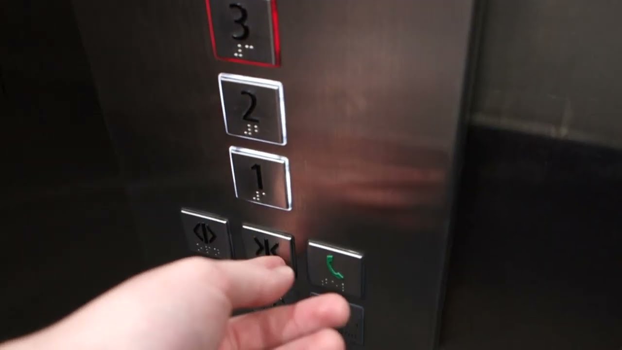 Surprisingly in a good state: Schindler 3300 MRL Traction elevator at Wilson Road Car Park, Terrigal