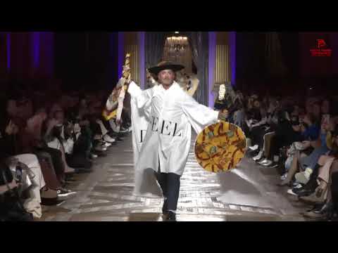 Ο Λάκης Γαβαλάς αποθεώθηκε σε ντεφιλέ μόδας στο Παρίσι #LakisInParis