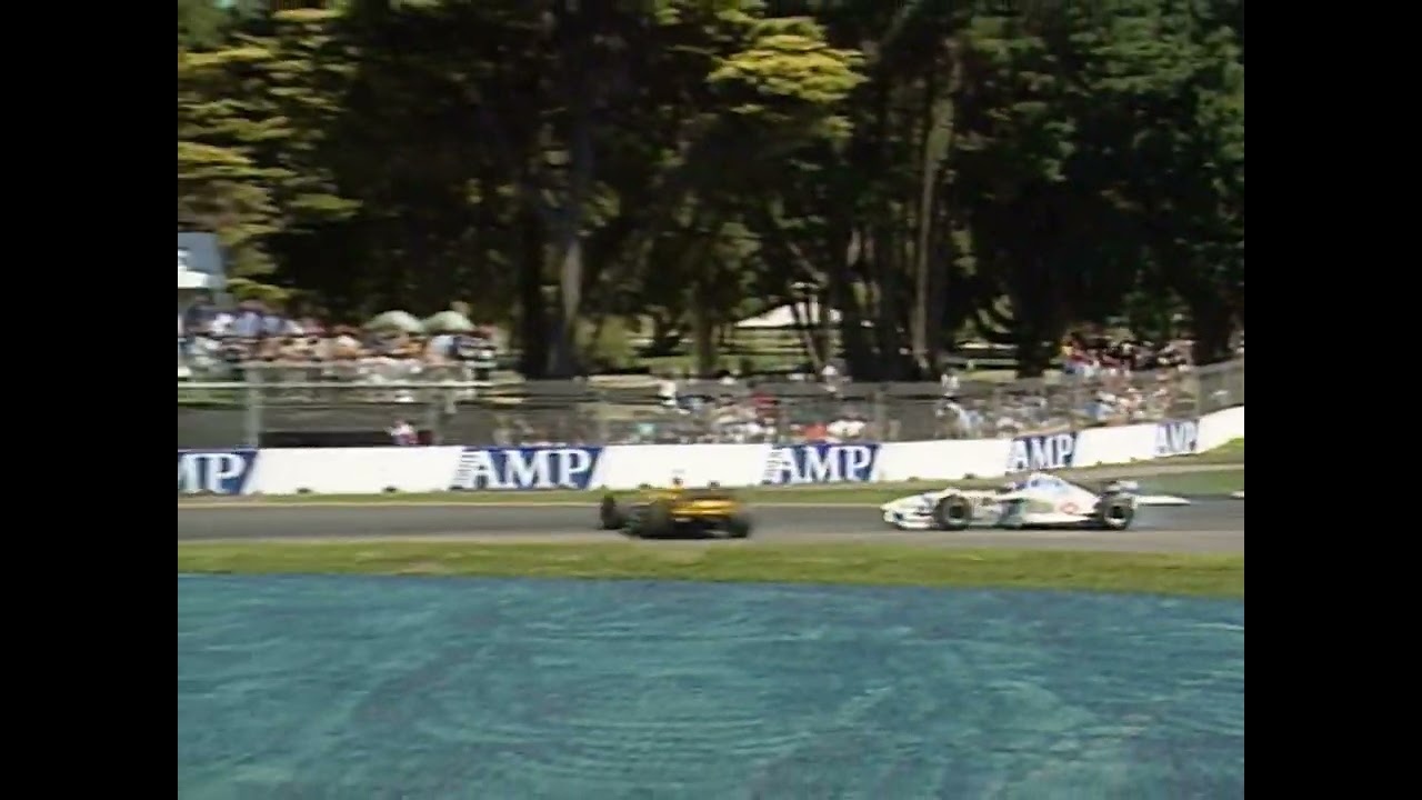 Albert Park 1998 F1 Race: Magnussen, Ralf Schumacher and Takagi crash (Natural audio) [AI-enhanced]