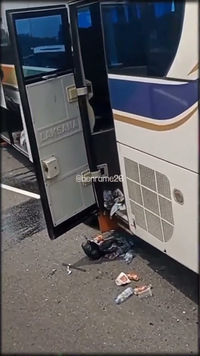 KECELAKAAM BUS SINAR JAYA VS TRUK BOX DI CIPALI KM 111 31/08/2022