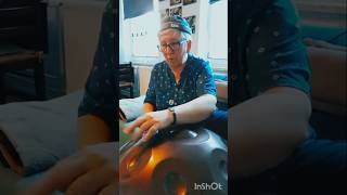 Happy Song Mit Gedrehter