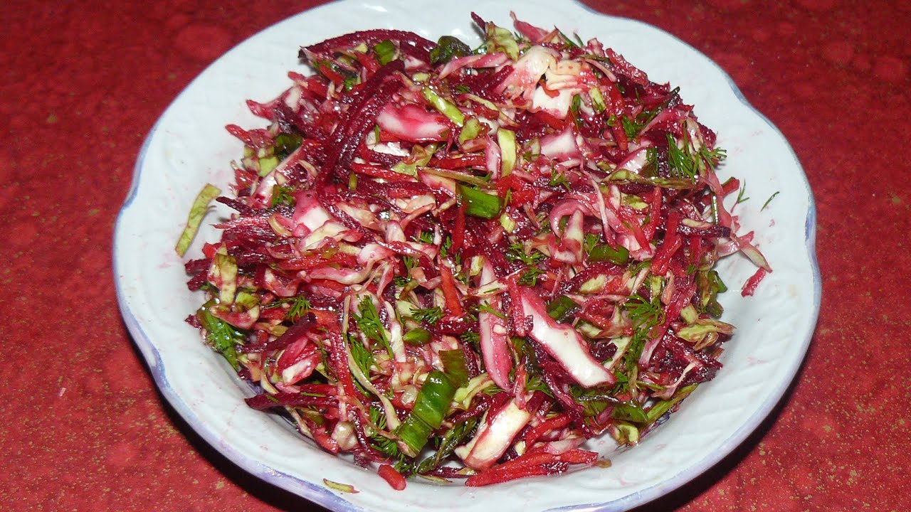 Салат из маринованных баклажанов с овощами