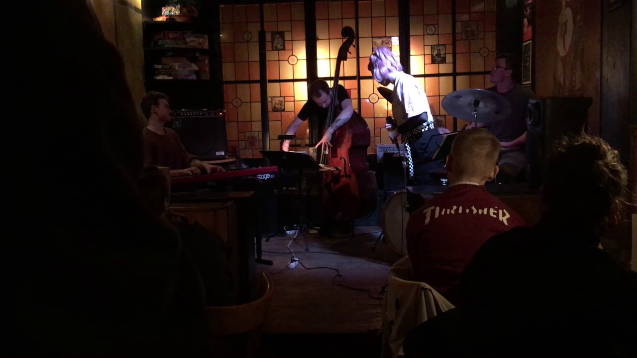 MØA - Regen (M. Hobohm) Live @ Gondi Bremen