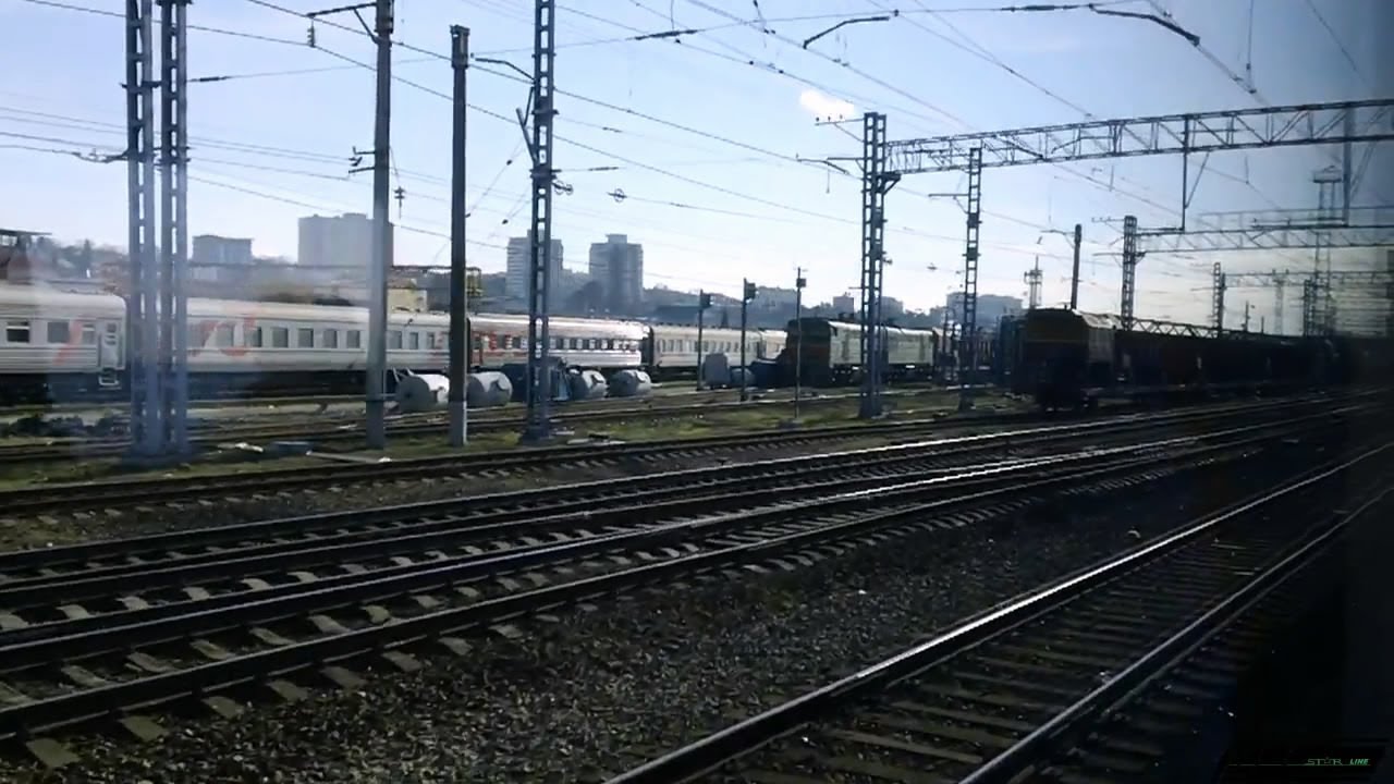 ["Ласточка"] Прибытие на станцию Адлер - YouTube