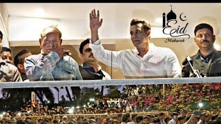 Salman Khan with Father Salim Khan Celebration EID-Ul-Fitr with Huge Crowd outside Galaxy Apartment