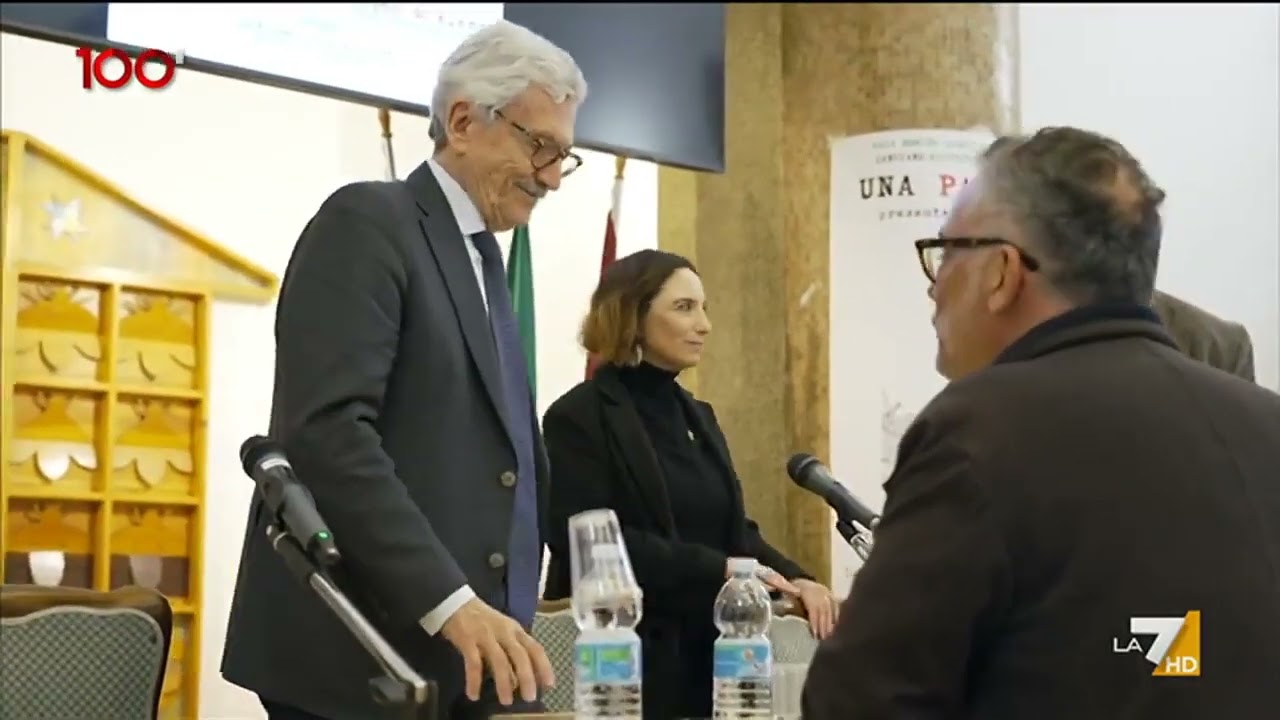 Massimo D’Alema non risponde alle domande di Danilo Lupo