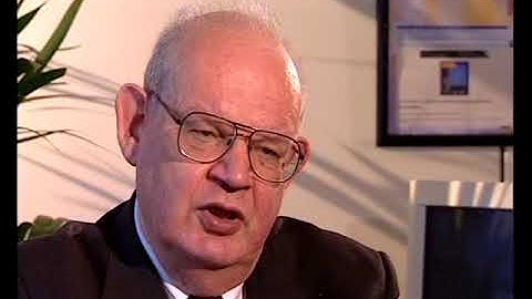 Benoît Mandelbrot - The first conjecture of the Mandelbrot set (84/144)