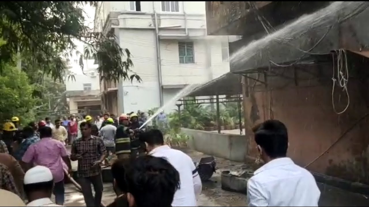 Hyderabad : One Lost Life In Sohail Hotel Fire Incident | Malakpet | 06-01-2023 | AHN News